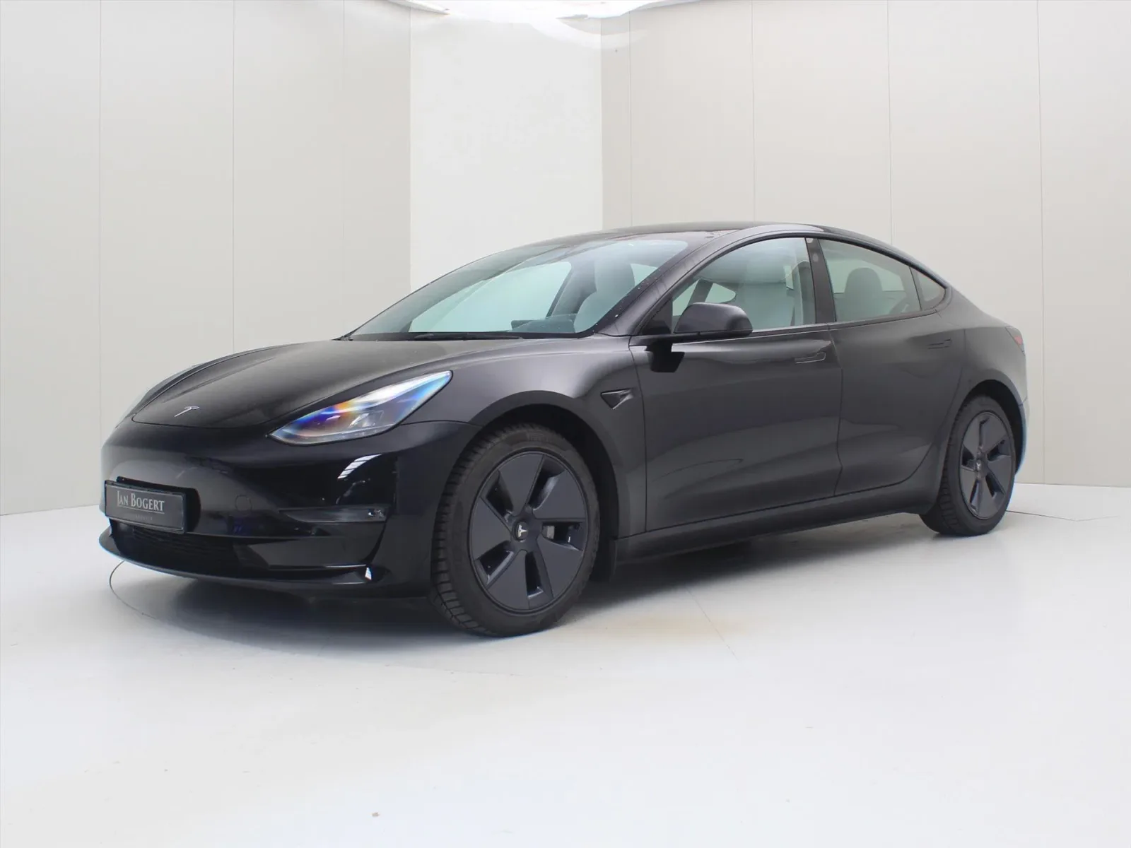 Tesla Model 3 (2021) — foto 1
