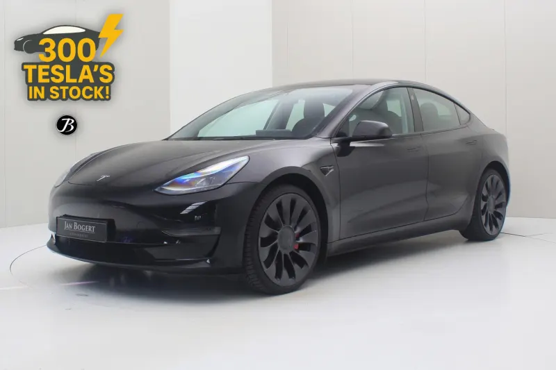 Tesla Model 3 (2023)