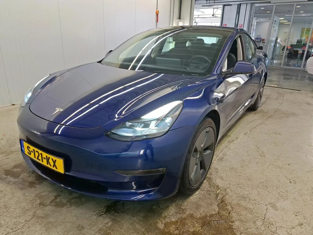 Tesla Model 3 (2023) — foto 1
