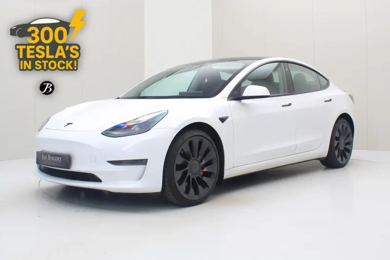 Tesla Model 3 (2023)