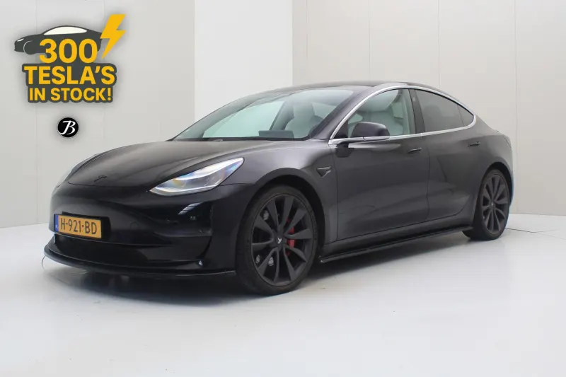 Tesla Model 3 (2019)