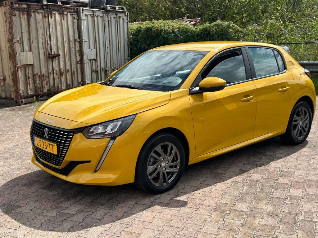 Peugeot 208 (2021) — foto 1
