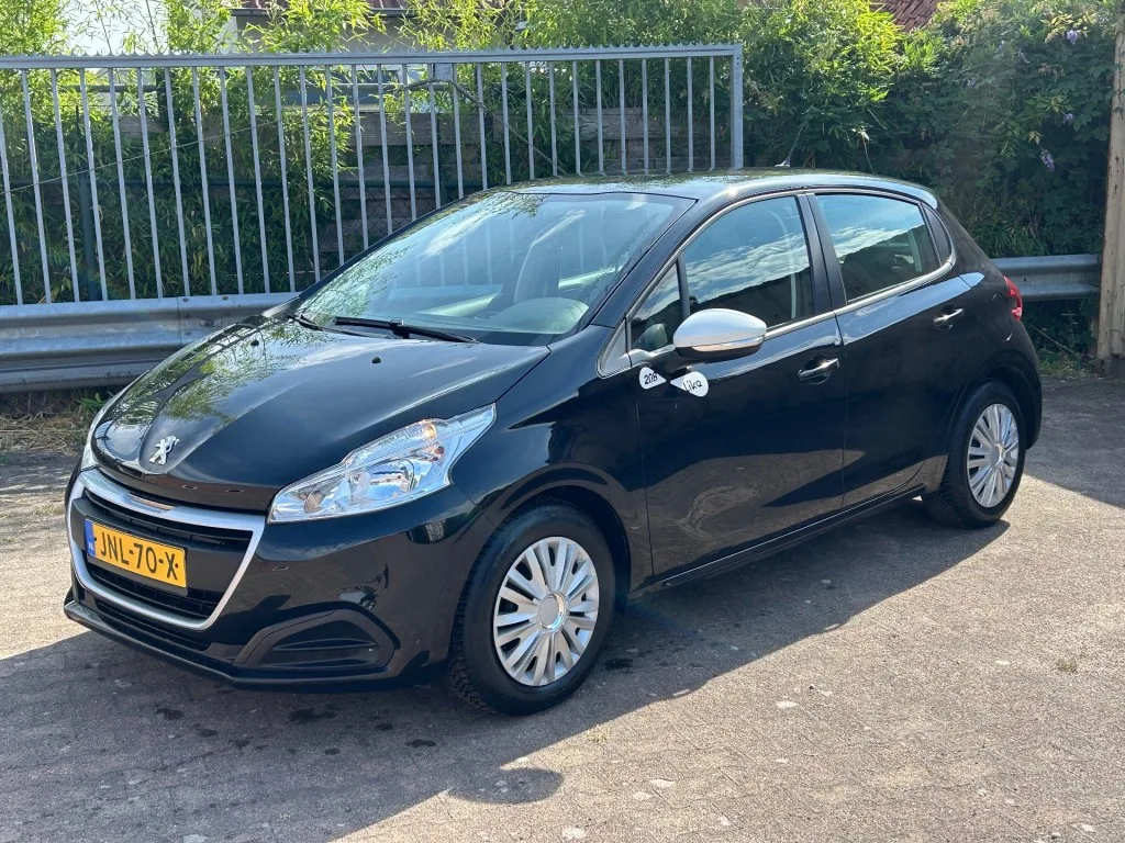 Peugeot 208 (2019) — foto 1