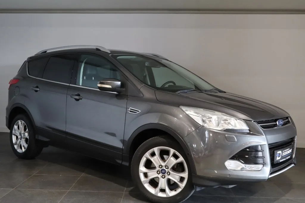 Ford Kuga (2015) — foto 1