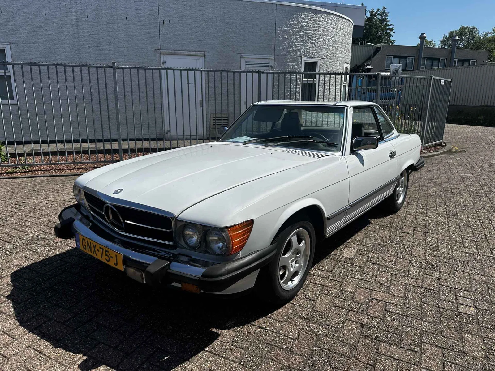 Mercedes-Benz SL-Klasse (1989) — foto 1