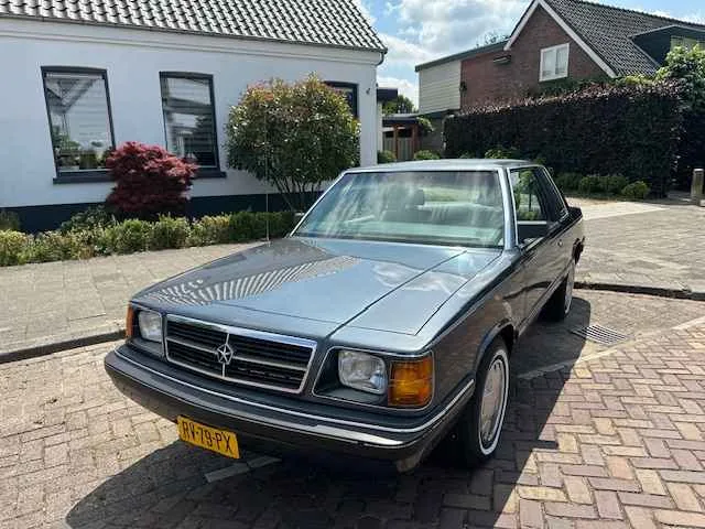 Dodge Aries (1987) — foto 1