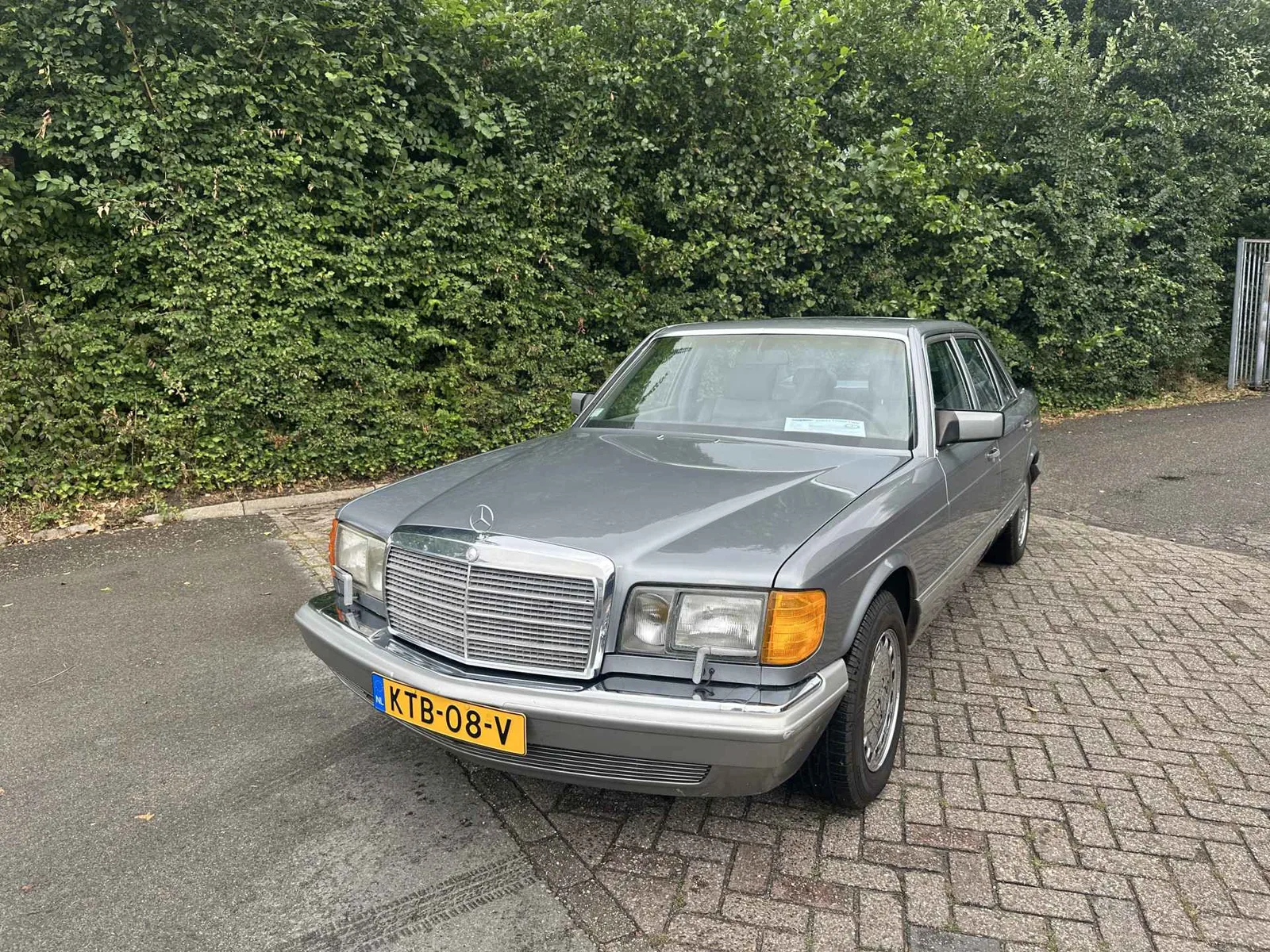Mercedes-Benz S-Klasse (1987) — foto 1