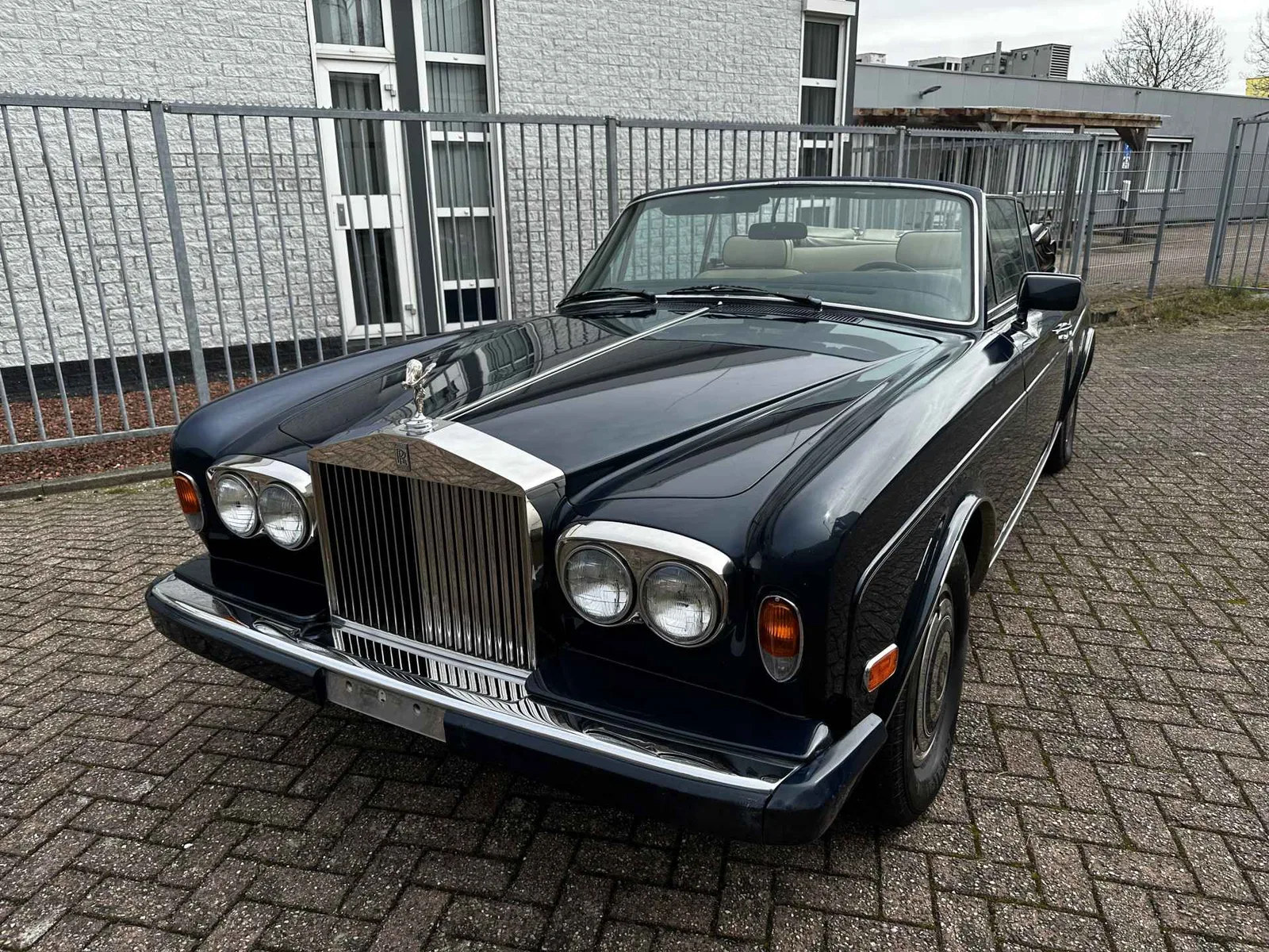 Rolls-Royce Corniche (1987) — foto 1