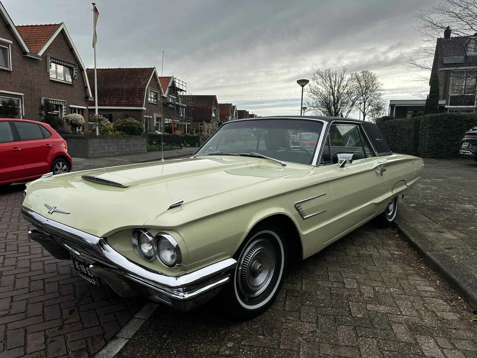 Ford Thunderbird (1965) — foto 1