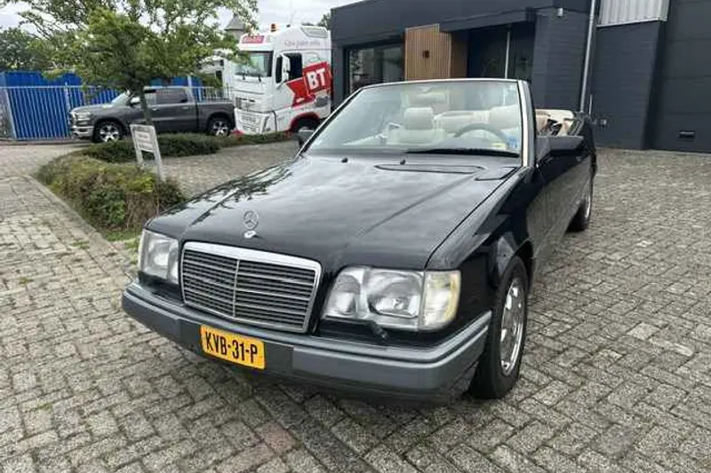 Mercedes-Benz E-Klasse (1994)