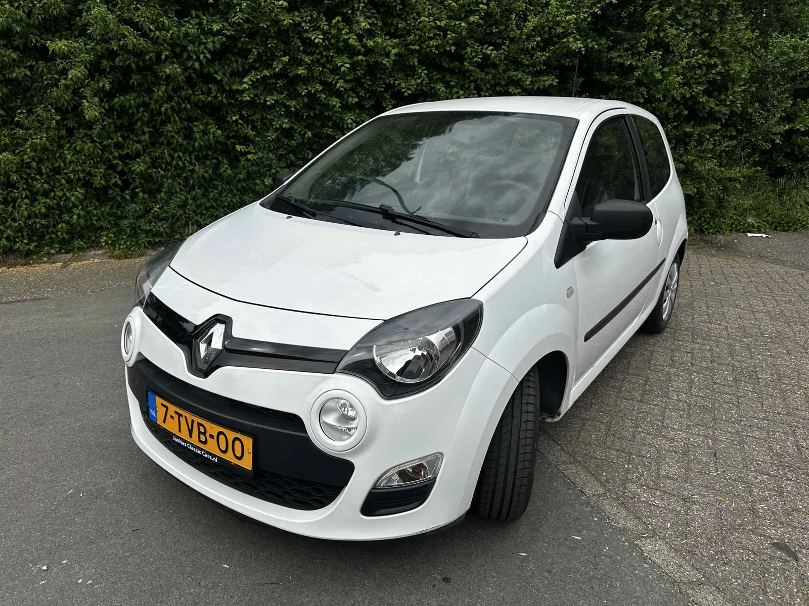 Renault Twingo (2014) — foto 1