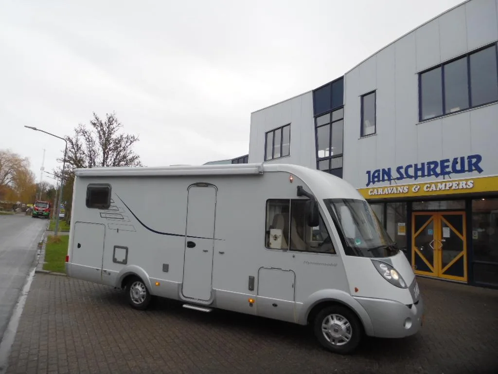 Hymer B 614 (2008) — foto 1