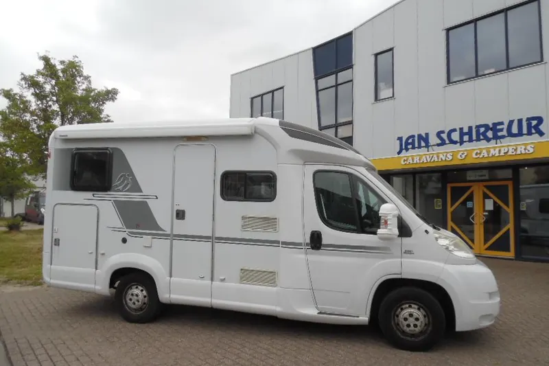 Knaus Van Ti (2010)