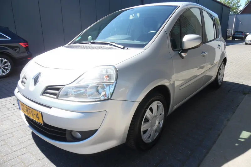 Renault Modus (2011)