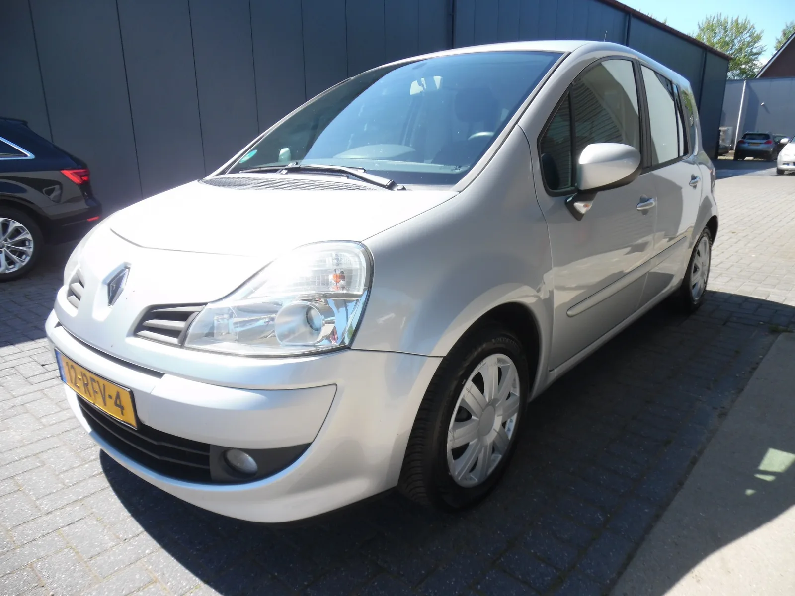 Renault Modus (2011) — foto 1