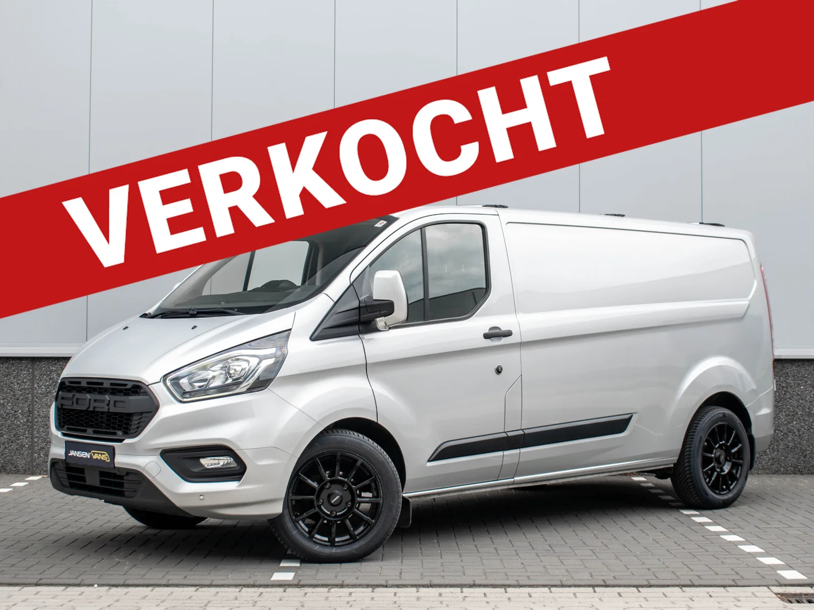 Ford Transit (2022) — foto 1