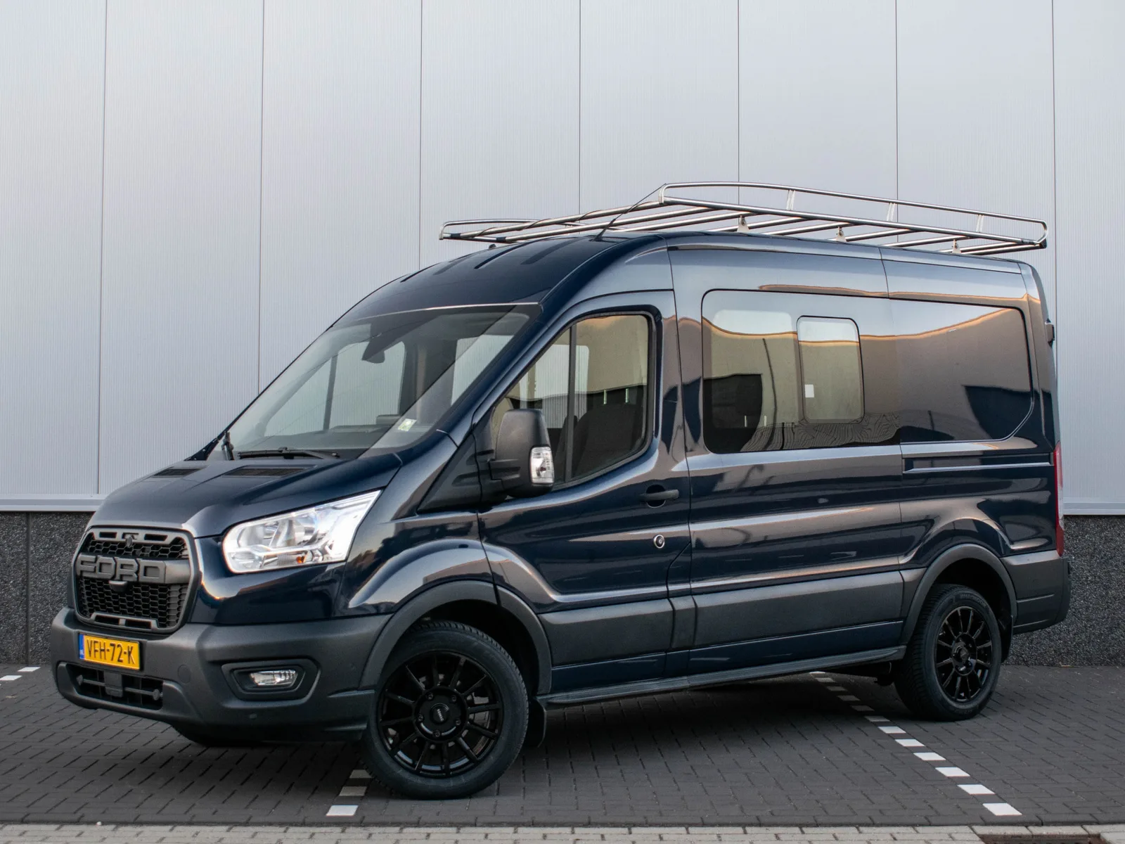 Ford Transit (2020) — foto 1