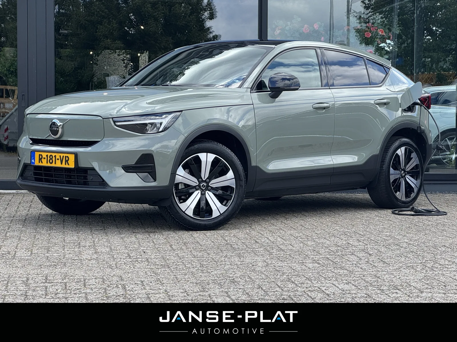 Volvo C40 (2022) — foto 1