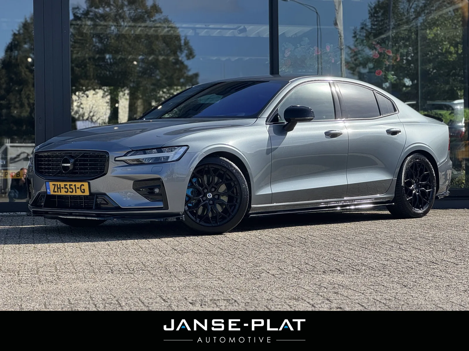 Volvo S60 (2019) — foto 1