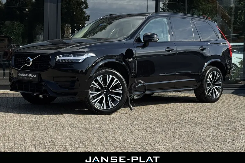 Volvo XC90 (2023)