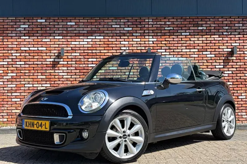 MINI Cabrio (2012)
