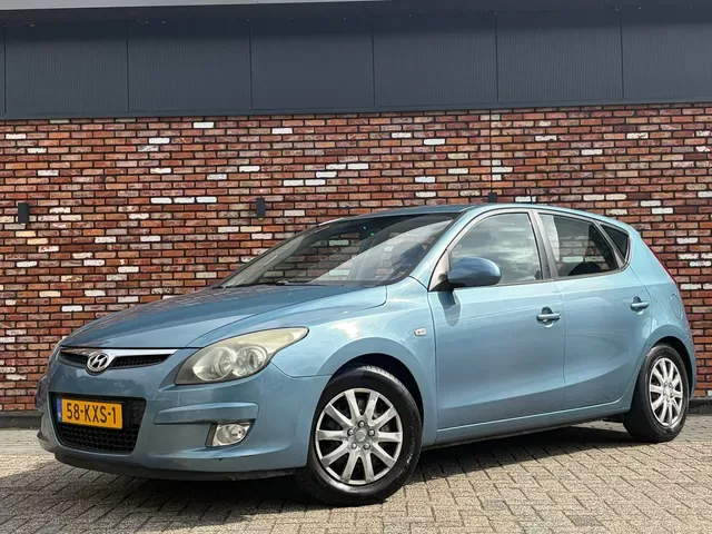 Hyundai i30 (2010) — foto 1