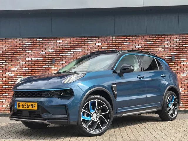 Lynk & Co 01 (2022) — foto 1