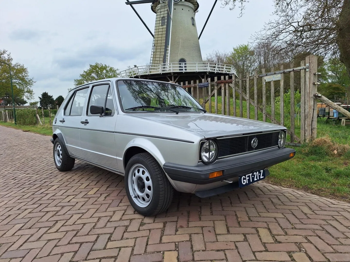 Volkswagen Golf (1982) — foto 1