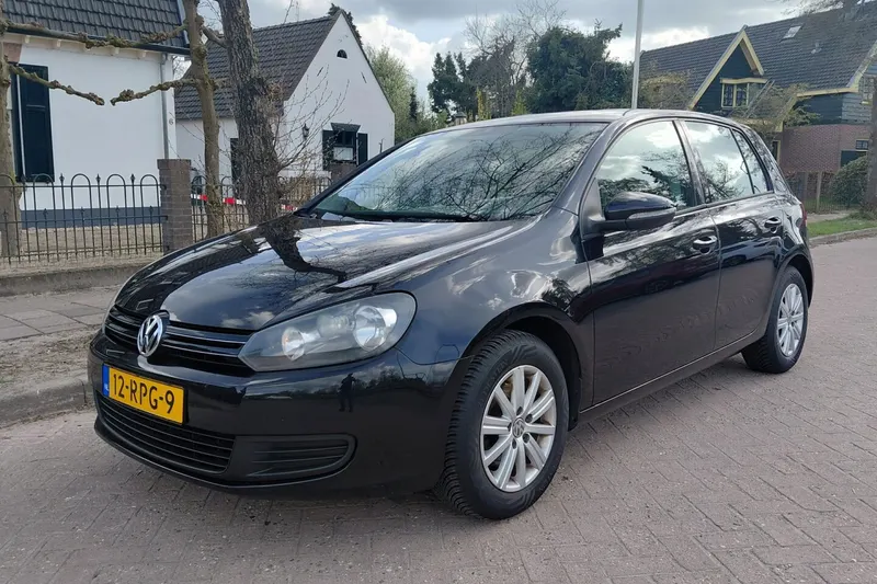 Volkswagen Golf (2011)