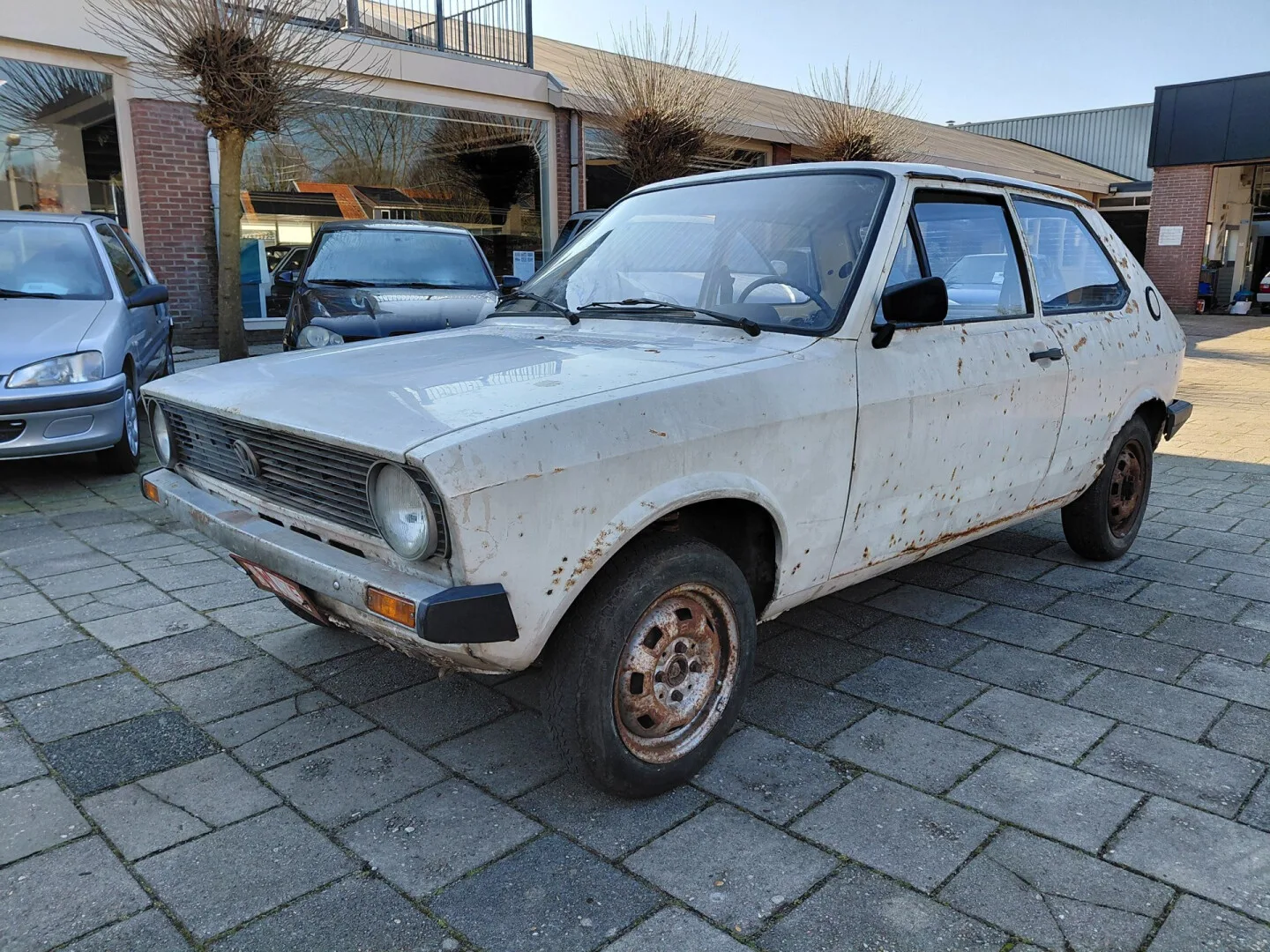 Volkswagen Polo (1978) — foto 1