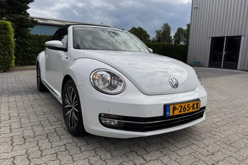 Volkswagen Beetle (2016)