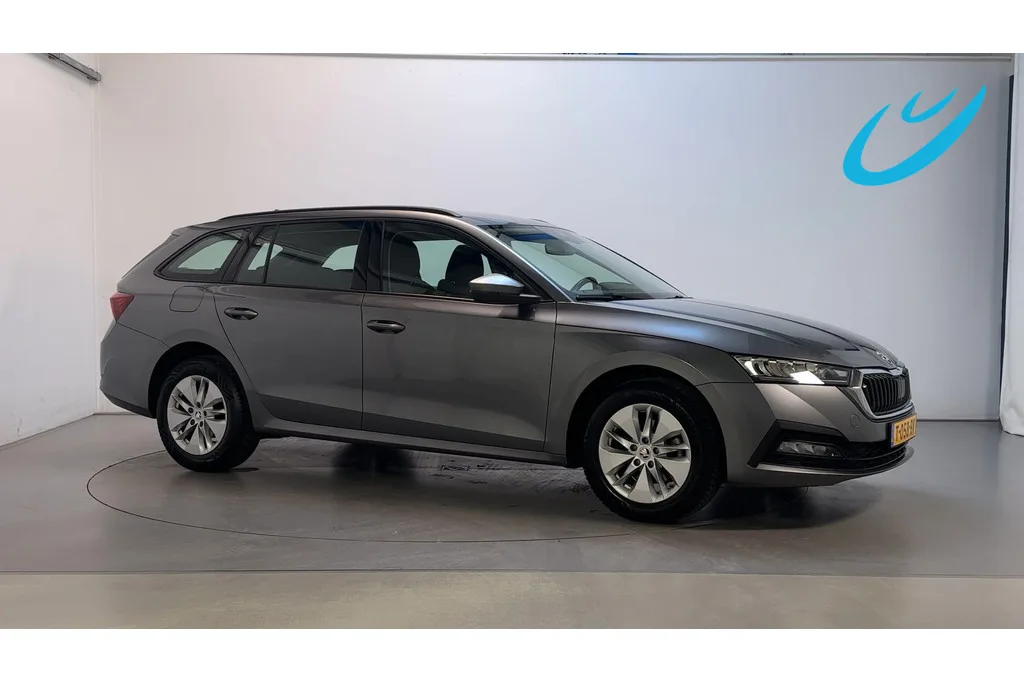 Škoda Octavia (2023) — foto 1