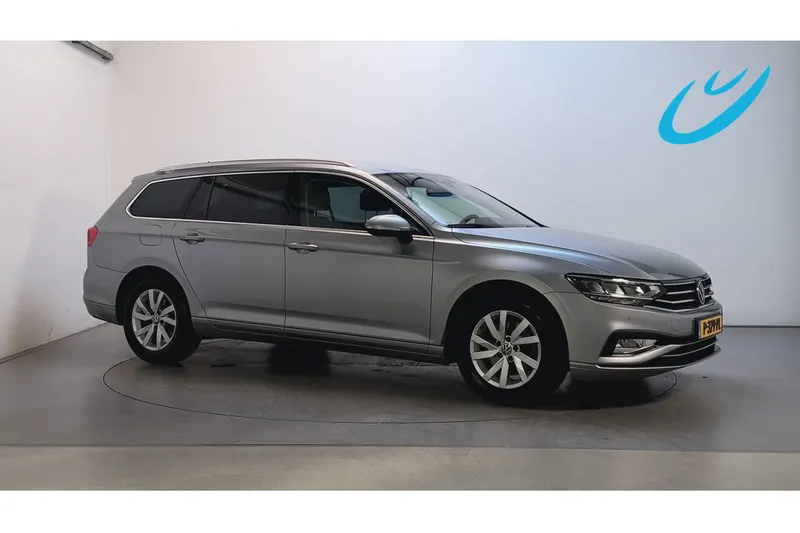 Volkswagen Passat (2022)