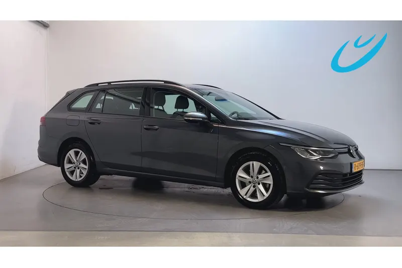 Volkswagen Golf (2022)