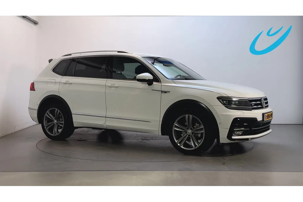 Volkswagen Tiguan (2021) — foto 1