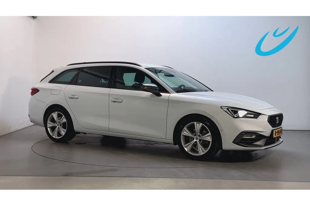 SEAT Leon Sportstourer (2022) — foto 1