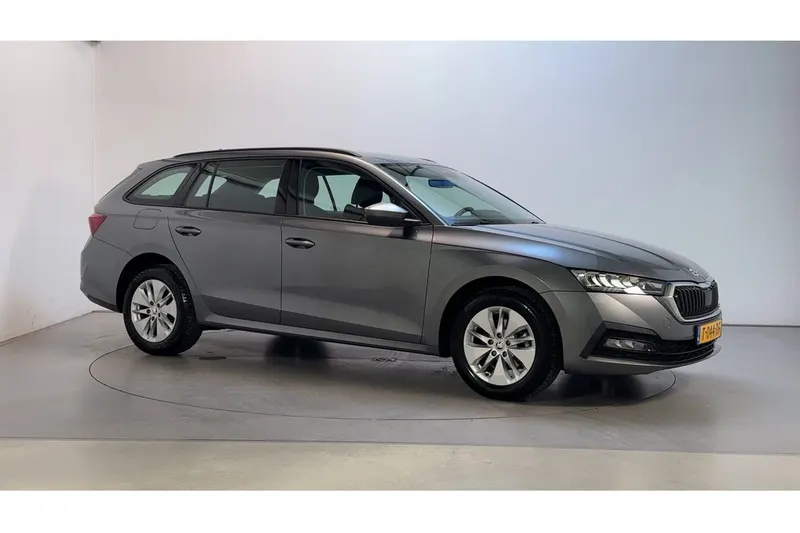 Škoda Octavia (2023)
