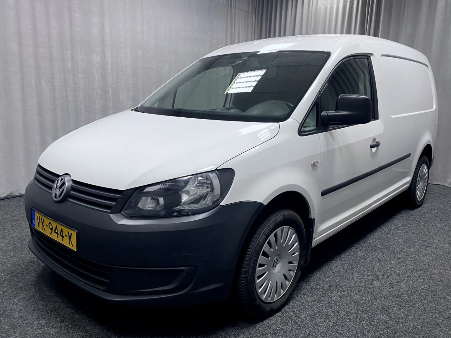 Volkswagen Caddy (2014) — foto 1