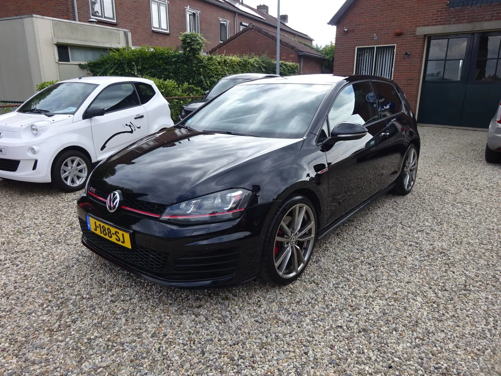 Volkswagen Golf (2017) — foto 1