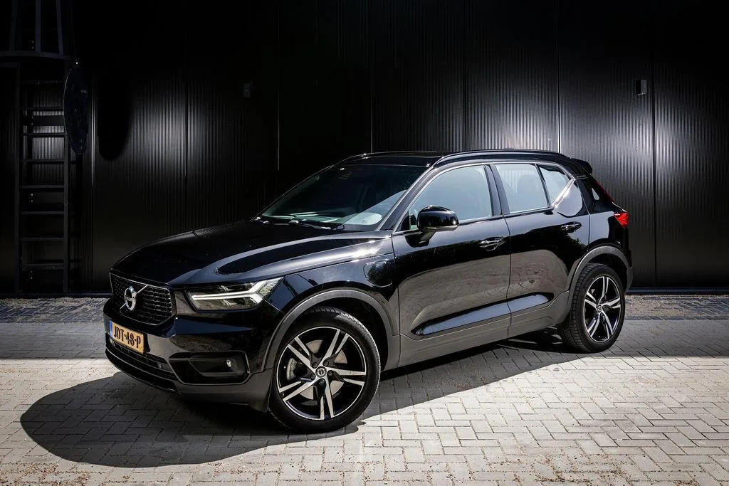 Volvo XC90 (2022) — foto 1