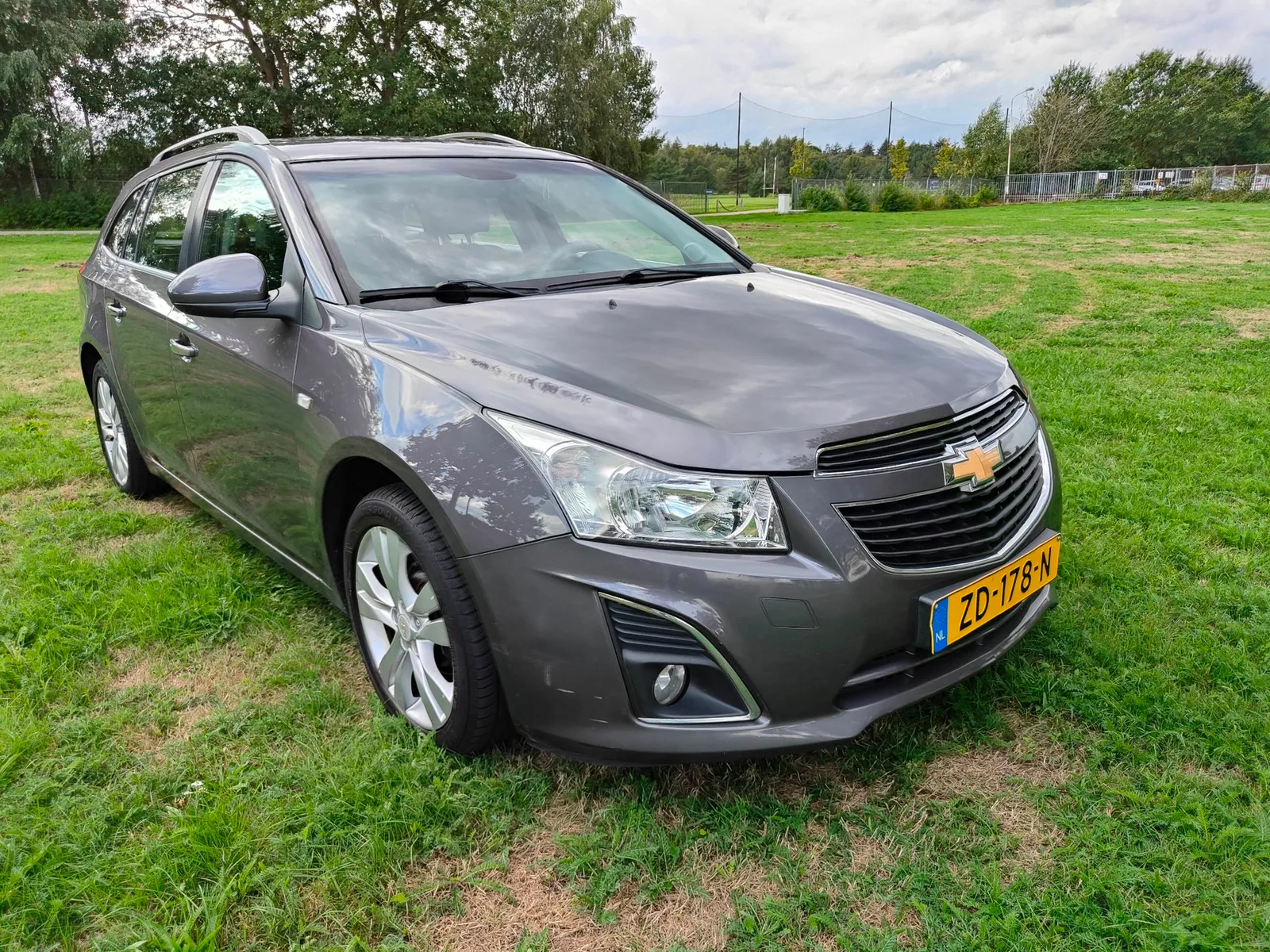 Chevrolet Cruze Station Wagon (2014) — foto 1