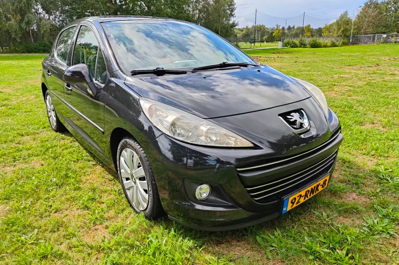 Peugeot 207 (2011)