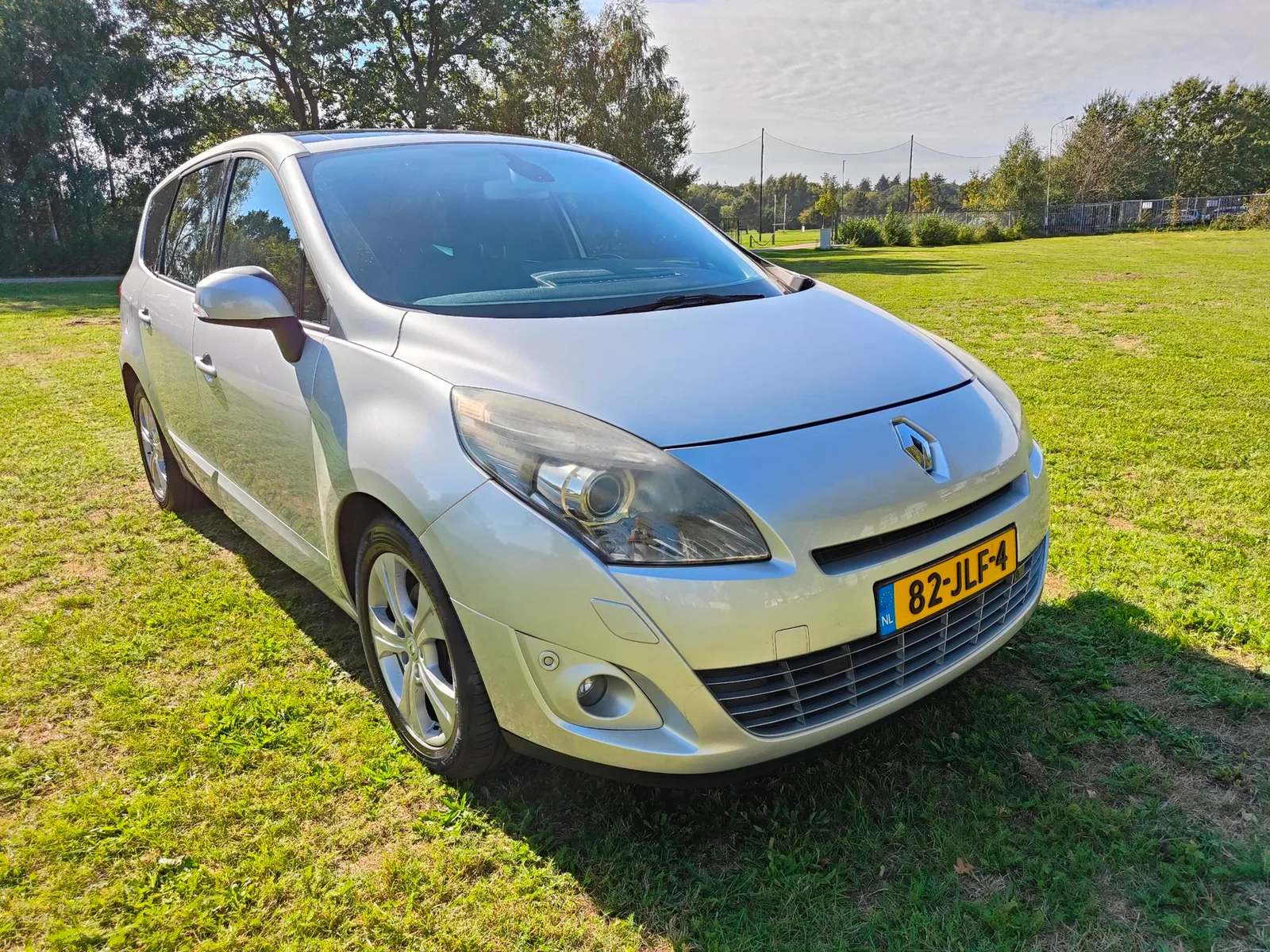 Renault Grand Scénic (2009) — foto 1