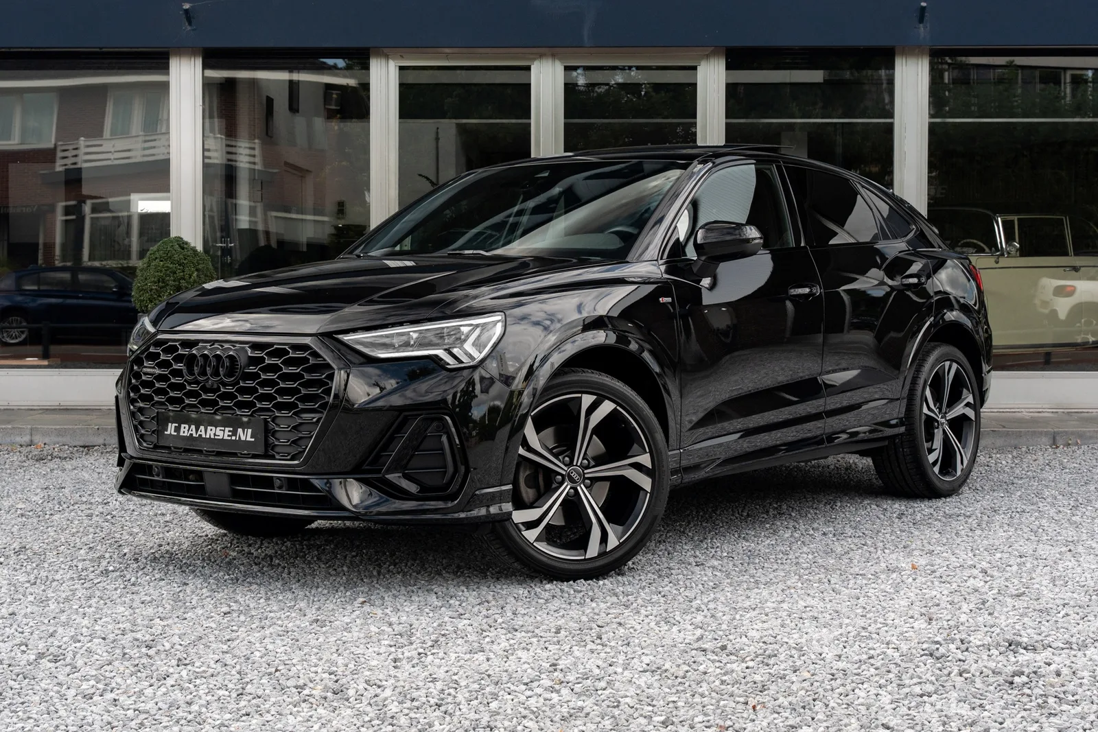 Audi Q3 Sportback (0) — foto 1