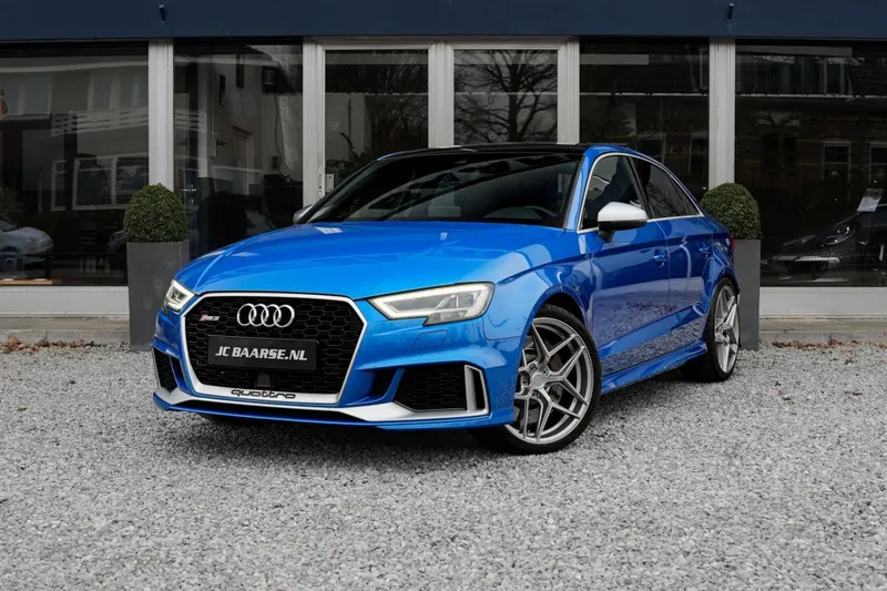 Audi RS 3 (0)
