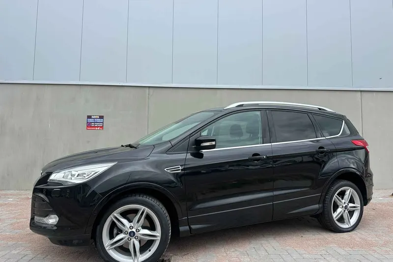 Ford Kuga (2015)