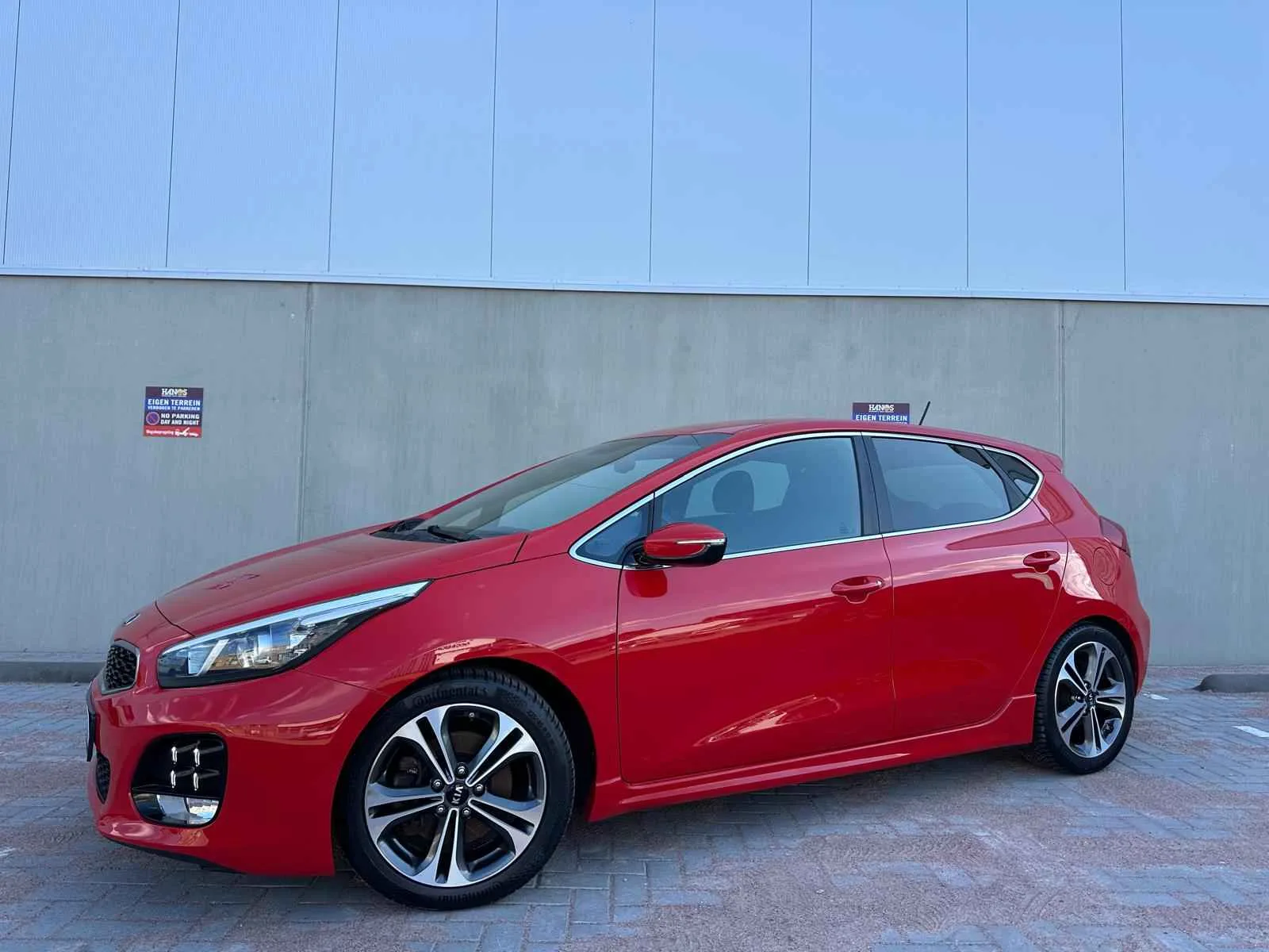 Kia Ceed (2016) — foto 1