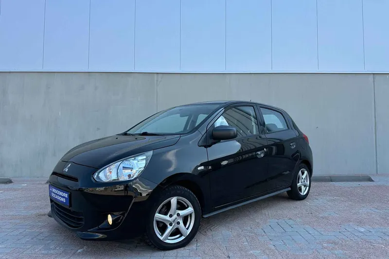 Mitsubishi Space Star (2015)