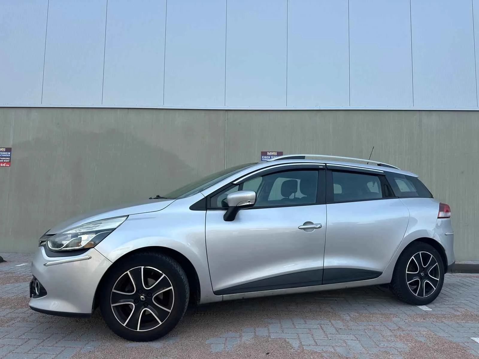 Renault Clio (2015) — foto 1