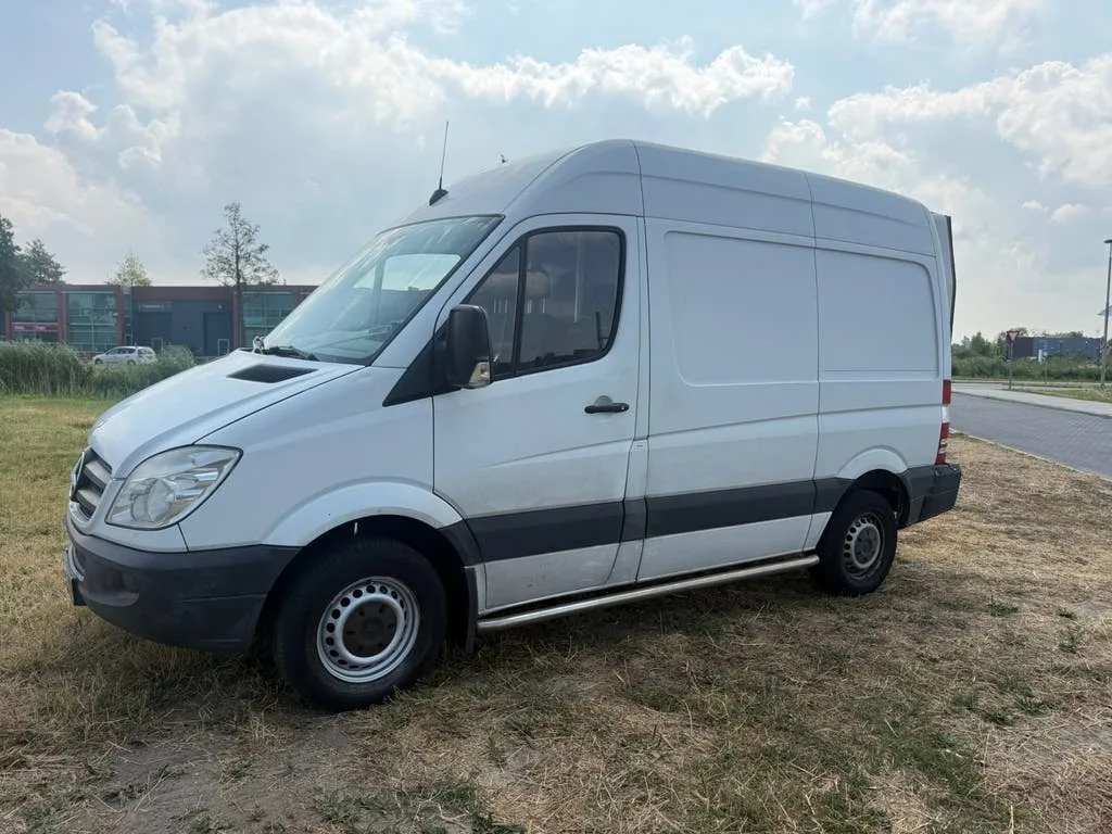 Mercedes-Benz Sprinter (2013) — foto 1